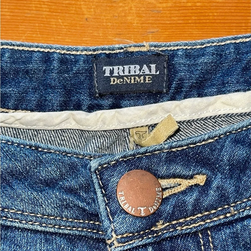 Women’s Tribal Denim Jeans Mid Waist Curvy Fit Boot Leg Size 28/6 - Picture 6 of 10